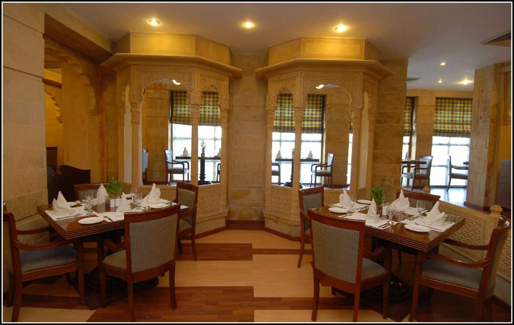 Taj Gorbandh Palace, Džaisalmér Restaurace fotografie